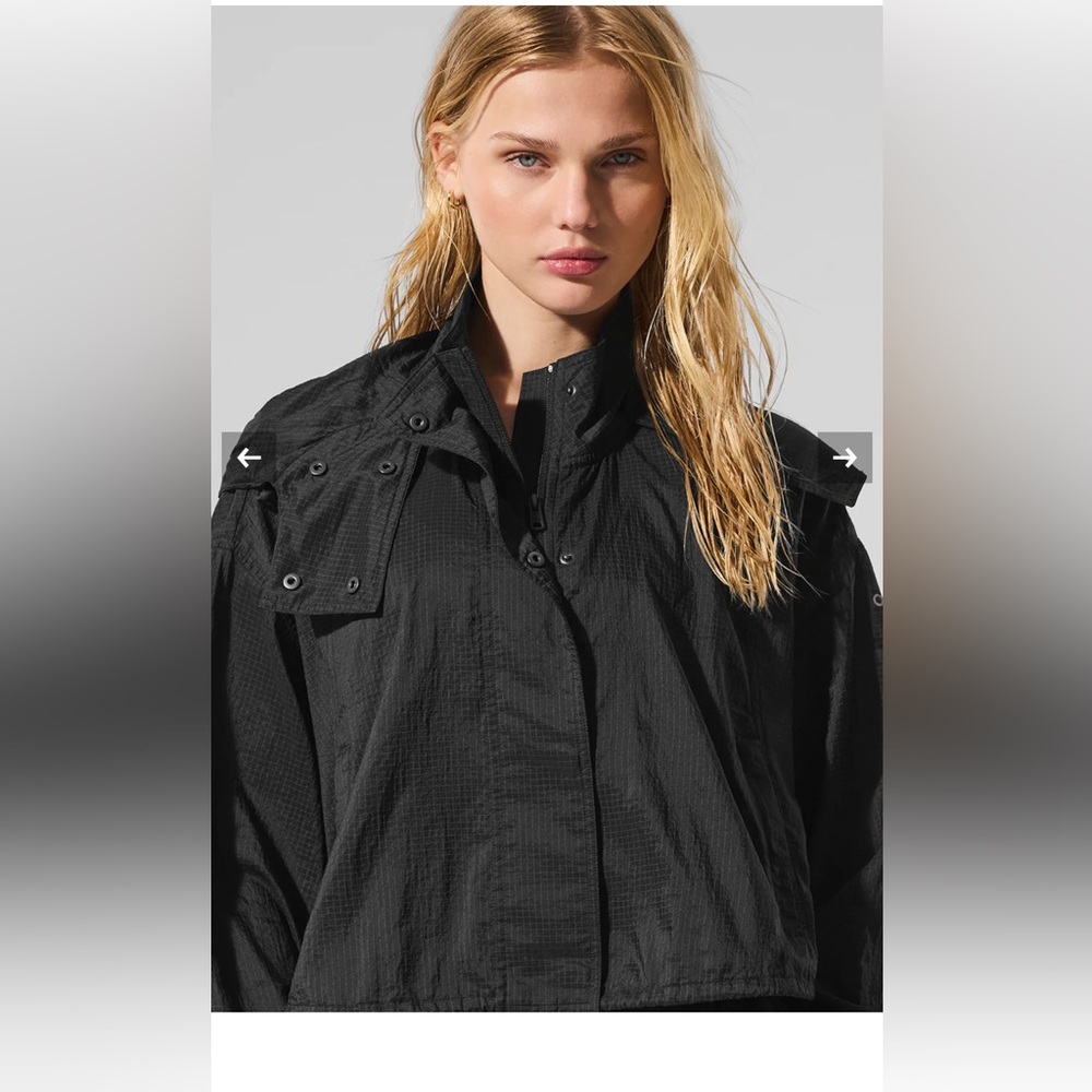 Alo yoga cropped game time full zip jacket black XS Brand New!